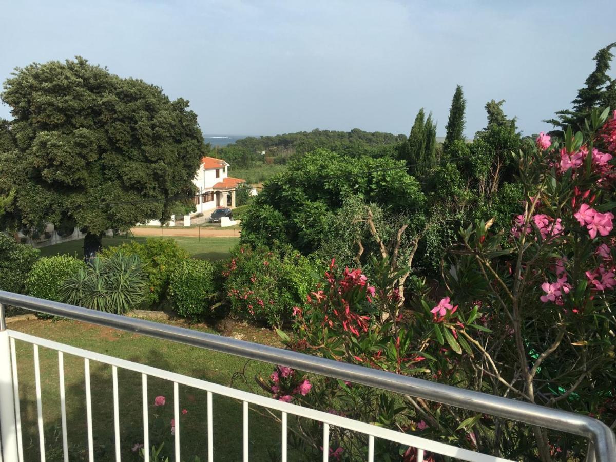 Apartment Bianca Premantura Istrien Bagian luar foto