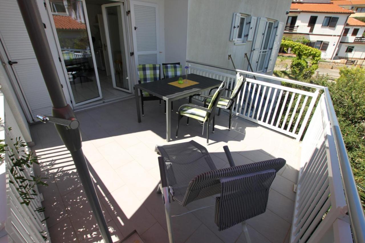 Apartment Bianca Premantura Istrien Bagian luar foto