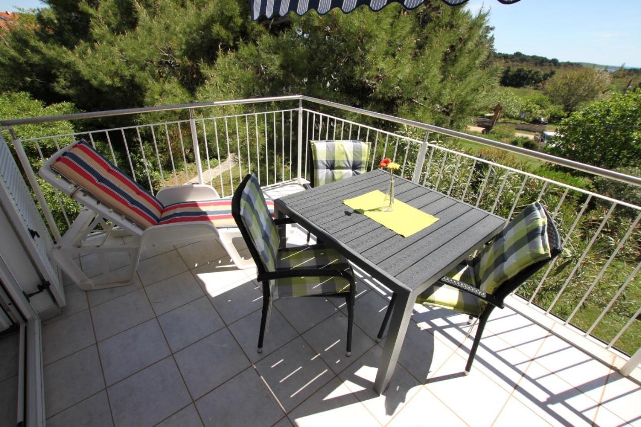 Apartment Bianca Premantura Istrien Bagian luar foto