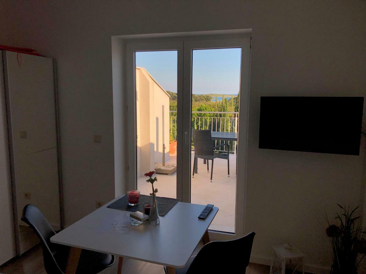 Apartment Bianca Premantura Istrien Bagian luar foto
